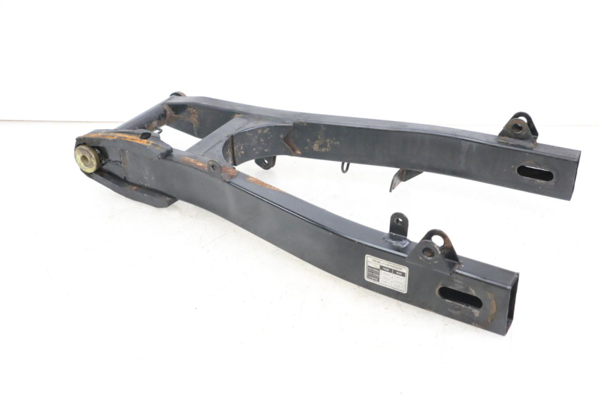 photo de Swingarm HYOSUNG GV AQUILA 125 (2000 - 2009) - Marquages et références