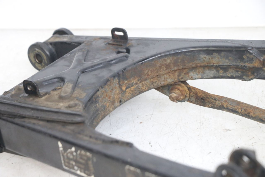 photo de BRAS OSCILLANT HONDA CA REBEL 125 (1995 - 2001) - Points de fixation