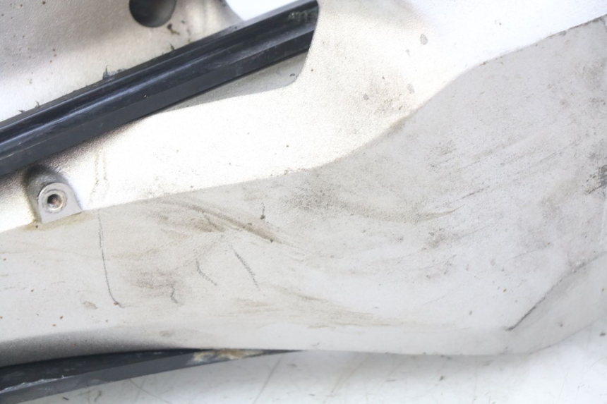 photo de BRAS OSCILLANT HONDA CB R 1000 (2018 - 2023) - Gros plan technique