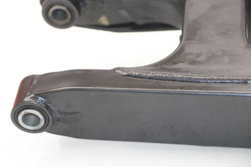 photo de BRAS OSCILLANT HONDA CBF 500 (2004 - 2007) - Vue rapprochée