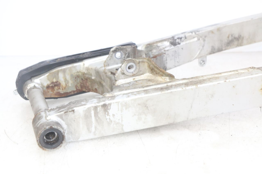 photo de BRAS OSCILLANT HONDA CBR F SC25 1000 (1989 - 1992) - Vue d’ensemble