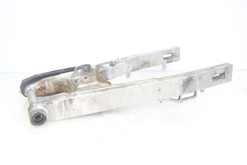 photo de BRAS OSCILLANT HONDA CBR F SC25 1000 (1989 - 1992) - État de surface