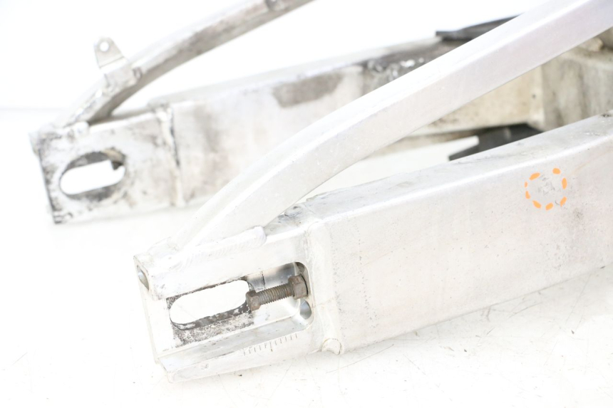 photo de BRAS OSCILLANT HONDA CBR RR FIREBLADE 900 (1992 - 1994) - Détails caractéristiques