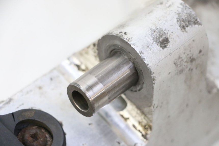 photo de BRAS OSCILLANT HONDA CBR RR FIREBLADE 900 (1992 - 1994) - Autre angle de vue