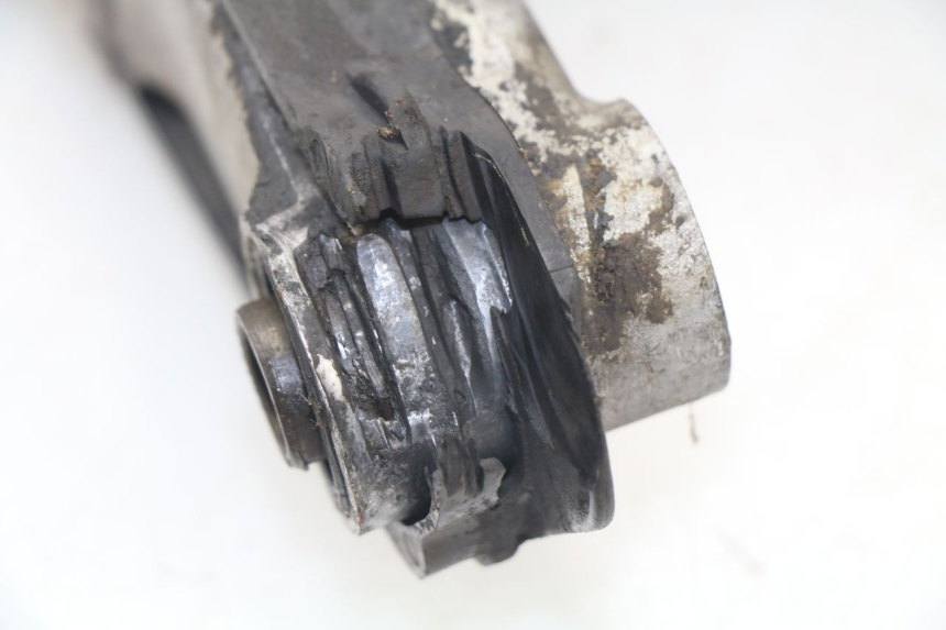 photo de BRAS OSCILLANT HONDA CR 125 (2000 - 2001) - Détail de la pièce