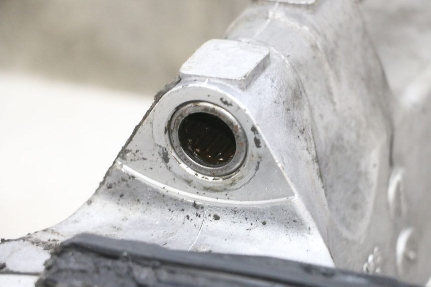 photo de BRAS OSCILLANT SUZUKI DL V STROM 1000 (2002 - 2007) - État de surface