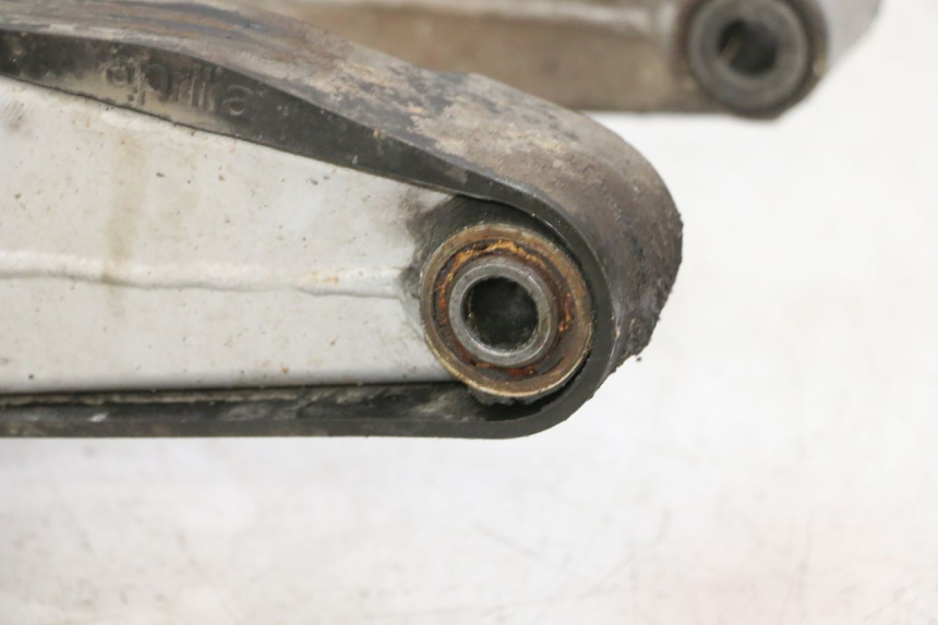 photo de BRAS OSCILLANT APRILIA ETX 125 (1998 - 2002) - Aperçu profil