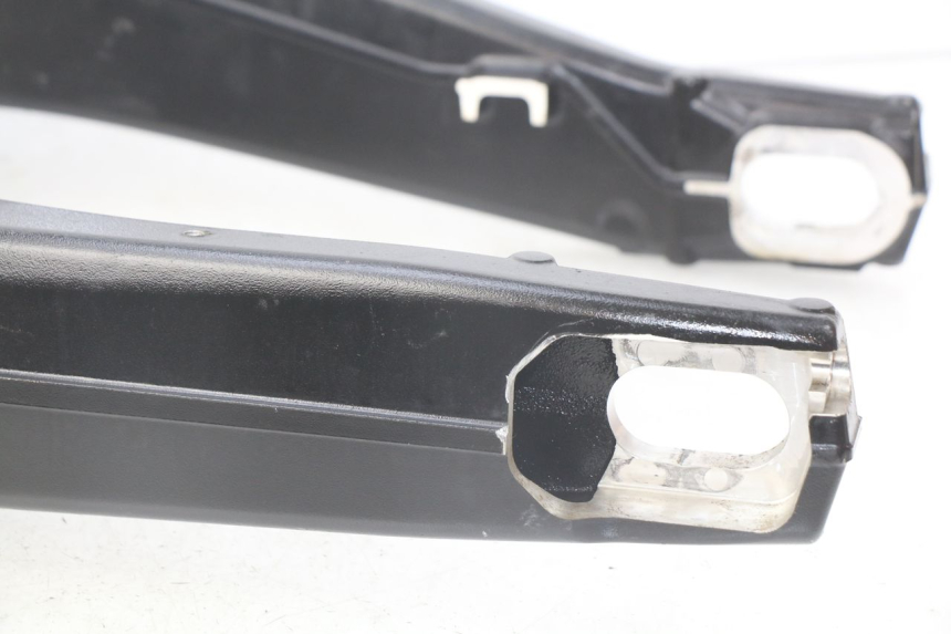 photo de BRAS OSCILLANT BMW F GS K81 850 (2018 - 2023) - Gros plan technique