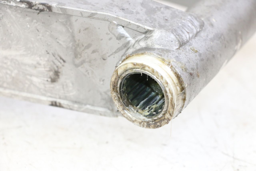 photo de BRAS OSCILLANT YAMAHA FJ 36Y 1100 (1984 - 1985) - Zoom composants