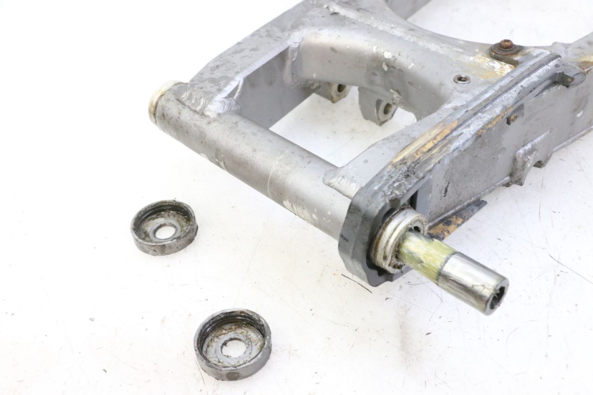 photo de BRAS OSCILLANT YAMAHA FJ 36Y 1100 (1984 - 1985) - Vue rapprochée