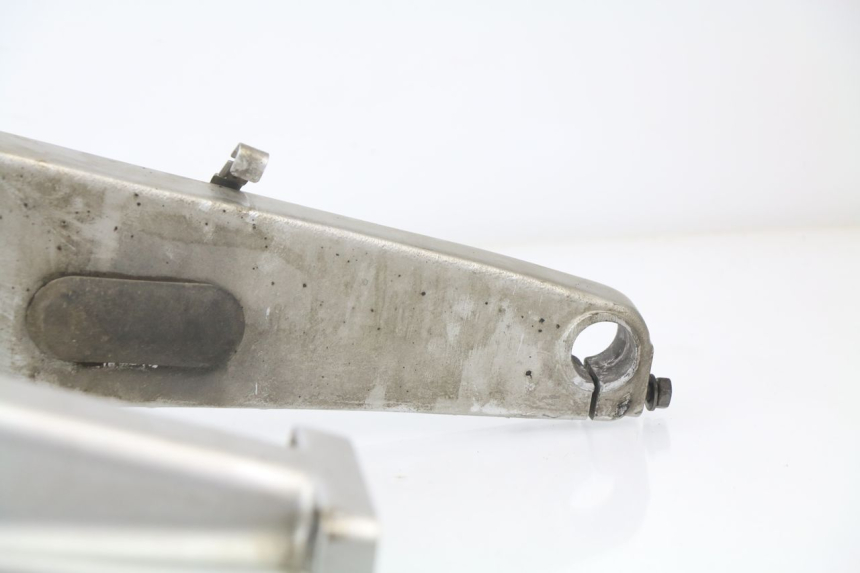 photo de BRAS OSCILLANT YAMAHA FJR ABS 1300 (2006 - 2012) - Points de fixation