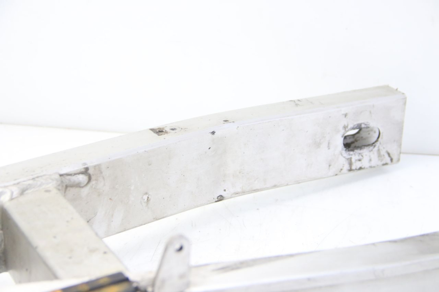 photo de BRAS OSCILLANT YAMAHA FZS FAZER 600 (2001 - 2003) - Autre angle de vue