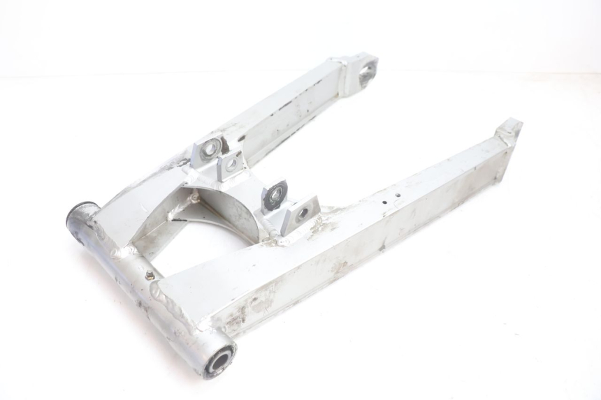 photo de BRAS OSCILLANT KAWASAKI GPX F ZX750F 750 (1986 - 1990) - Détail de la pièce