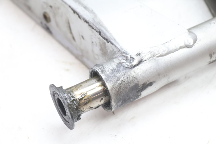 photo de BRAS OSCILLANT KAWASAKI GPX F ZX750F 750 (1986 - 1990) - Vue d’ensemble