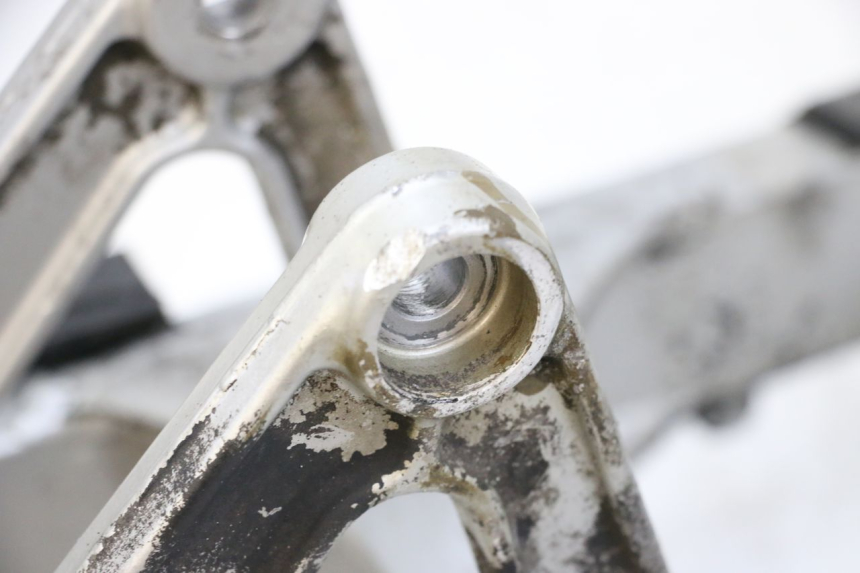 photo de BRAS OSCILLANT KAWASAKI GPZ RX 1000 (1986 - 1988) - Marquages et références