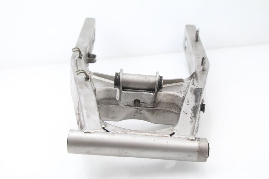 photo de BRAS OSCILLANT SUZUKI GSF N BANDIT 600 (2000 - 2004) - Vue d’ensemble