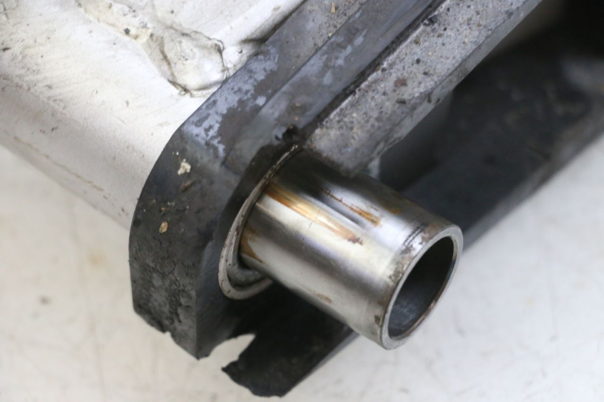 photo de BRAS OSCILLANT SUZUKI GSF N BANDIT 600 (1996 - 1999) - Autre angle de vue