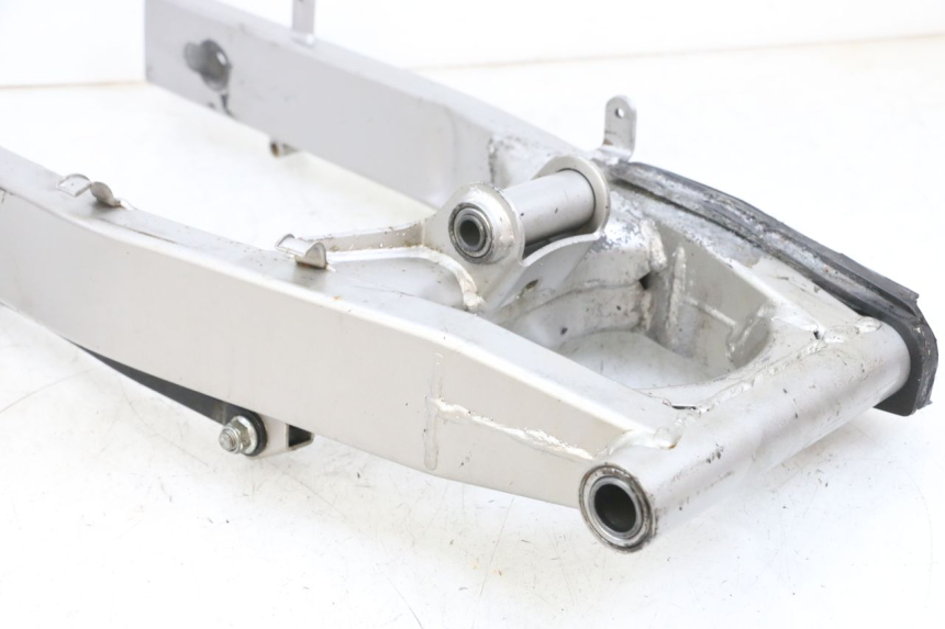 photo de BRAS OSCILLANT SUZUKI GSF N BANDIT 600 (1996 - 1999) - Marquages et références