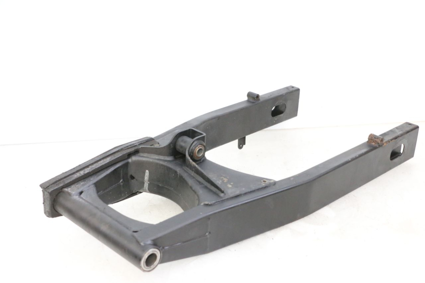 photo de BRAS OSCILLANT SUZUKI GSR 750 (2011 - 2017) - Vue principale