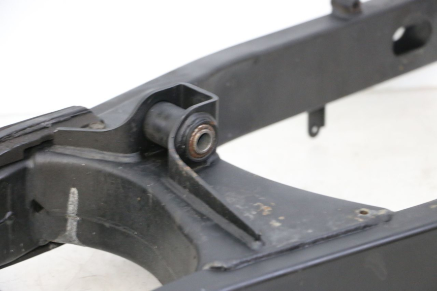 photo de BRAS OSCILLANT SUZUKI GSR 750 (2011 - 2017) - Photo complémentaire