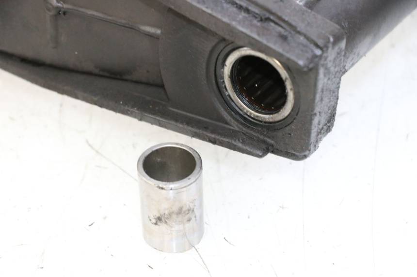 photo de BRAS OSCILLANT SUZUKI GSR 750 (2011 - 2017) - Zoom état d’usage