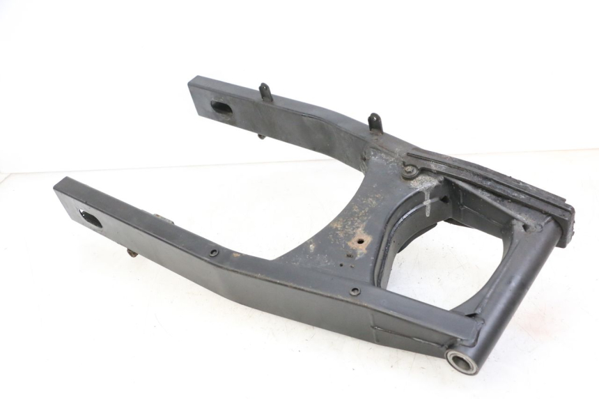 photo de BRAS OSCILLANT SUZUKI GSR 750 (2011 - 2017) - Marquages et références