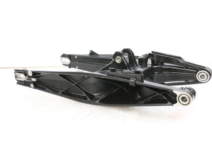 photo de BRAS OSCILLANT HUSQVARNA SVARTPILEN 401 (2018 - 2023) - Vue principale