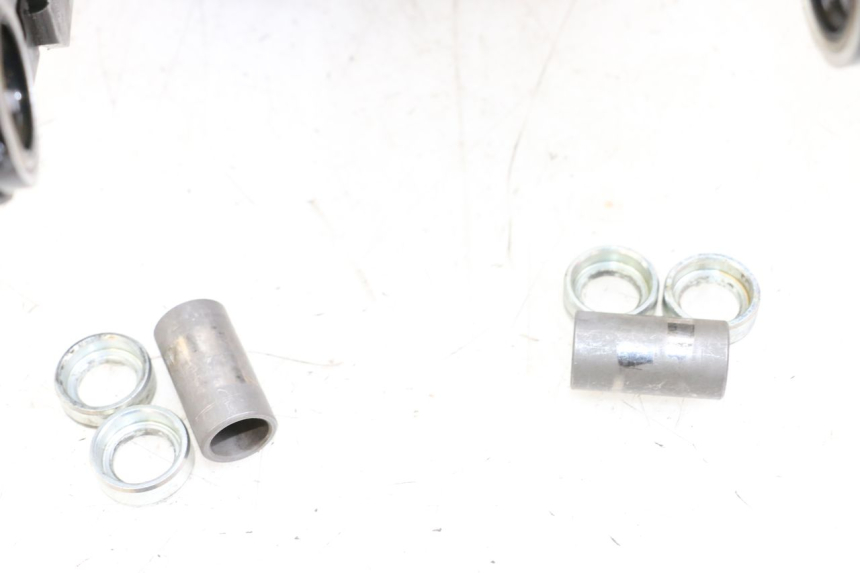 photo de BRAS OSCILLANT HUSQVARNA SVARTPILEN 401 (2018 - 2023) - Gros plan technique