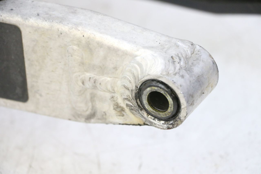 photo de BRAS OSCILLANT KAWASAKI KX 85 (2014 - 2021) - Vue rapprochée