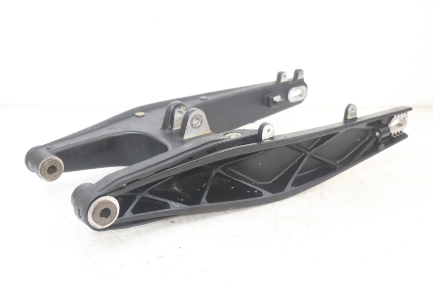 photo de BRAS OSCILLANT MASAI SCRAMBLER SPORT 125 (2021 - 2025) - Zoom état d’usage