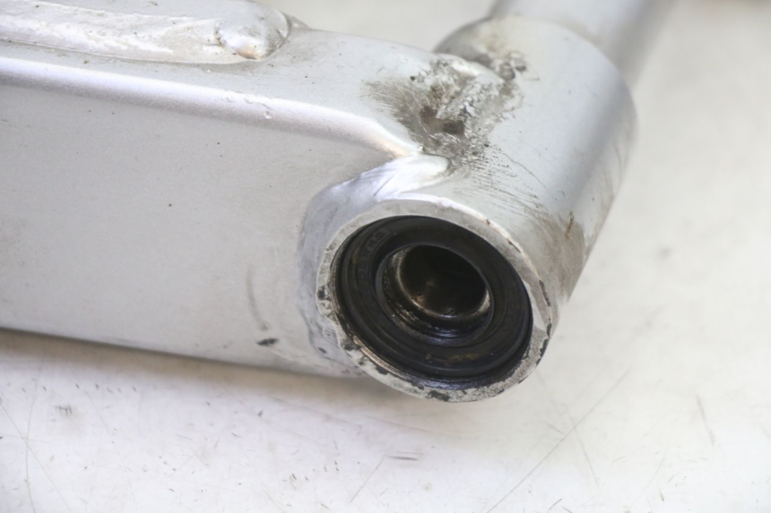 photo de BRAS OSCILLANT HONDA NTV DEAUVILLE 650 (2001 - 2006) - Zoom état d’usage