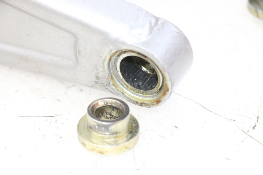 photo de BRAS OSCILLANT APOLLO RFZ 125 - Points de fixation