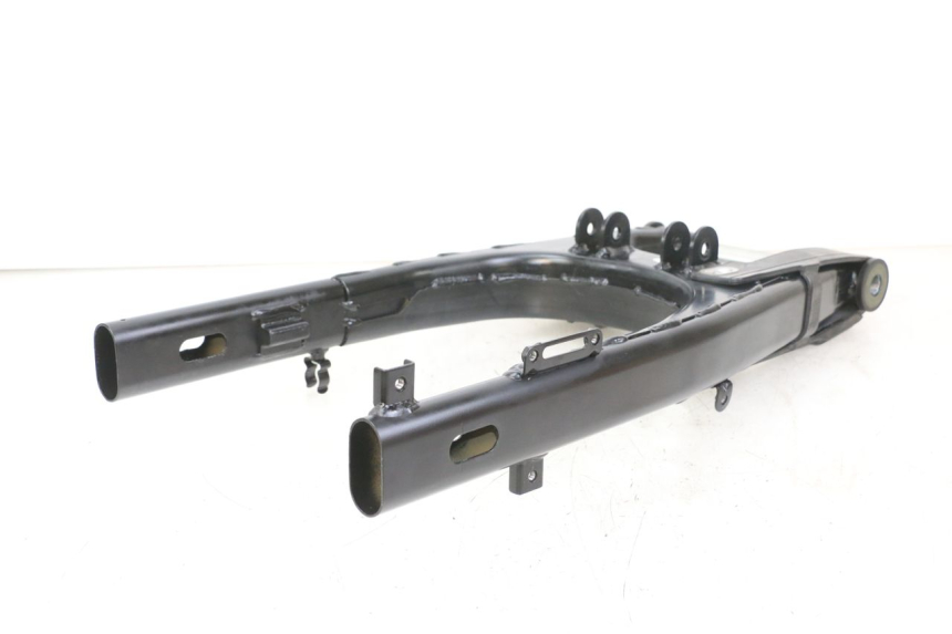 photo de BRAS OSCILLANT ROYAL ENFIELD SCRAM 411 (2022 - 2024) - Points de fixation