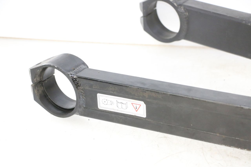 photo de BRAS OSCILLANT TRIUMPH SPRINT 900 (1995 - 1998) - Inspection visuelle