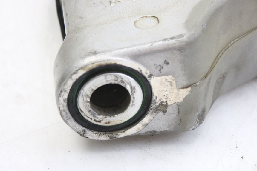 photo de BRAS OSCILLANT TRIUMPH SPRINT ST 955 (1999 - 2001) - Zoom état d’usage