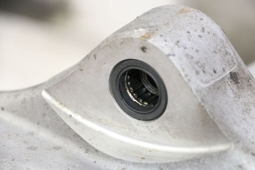 photo de BRAS OSCILLANT HONDA ST PAN EUROPEAN 1300 (2002 - 2013) - Zoom état d’usage