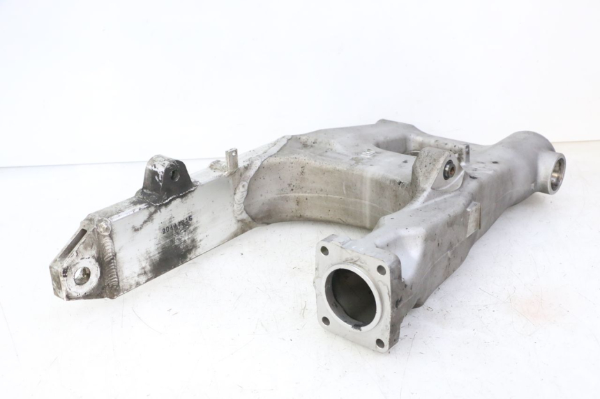 photo de BRAS OSCILLANT HONDA ST PAN EUROPEAN 1300 (2002 - 2013) - Points de fixation