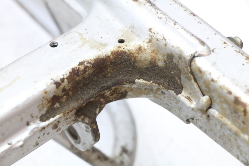 photo de BRAS OSCILLANT CAGIVA SUPER CITY 125 (1992 - 1997) - Vue rapprochée