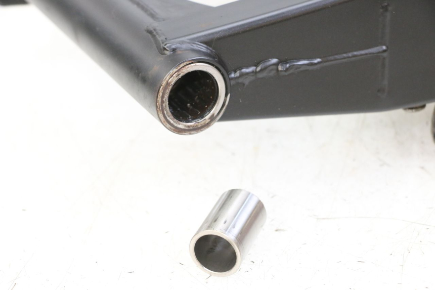 photo de BRAS OSCILLANT SUZUKI GSR 750 (2011 - 2017) - Détail de la pièce