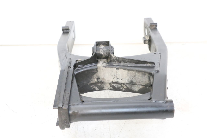 photo de BRAS OSCILLANT SUZUKI GSR 750 (2011 - 2017) - Pièce contrôlée