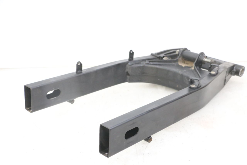 photo de BRAS OSCILLANT SUZUKI GSX F GSXF 650 (2007 - 2015) - Marquages et références