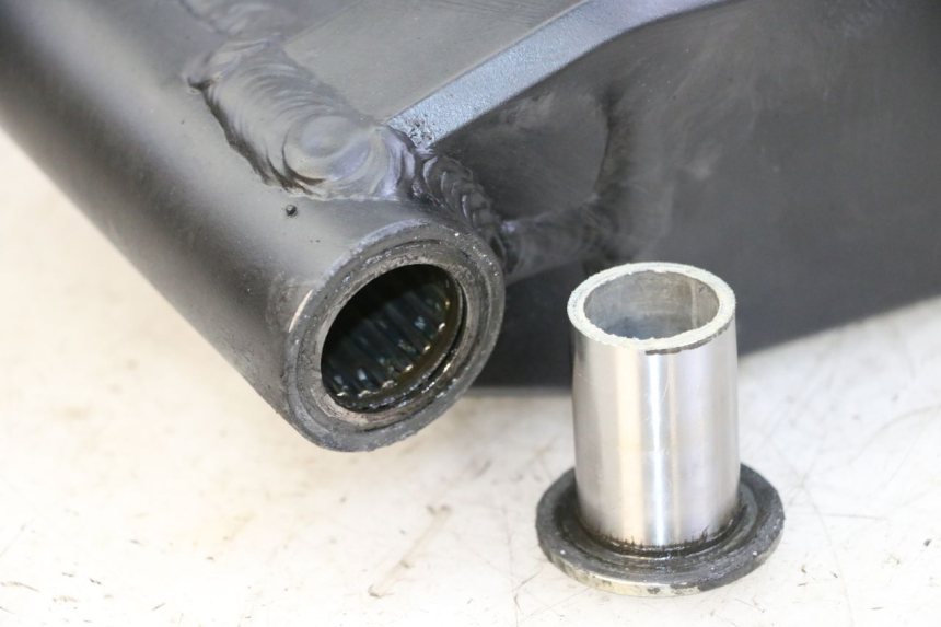 photo de BRAS OSCILLANT SUZUKI SV S 650 (2003 - 2009) - Autre angle de vue