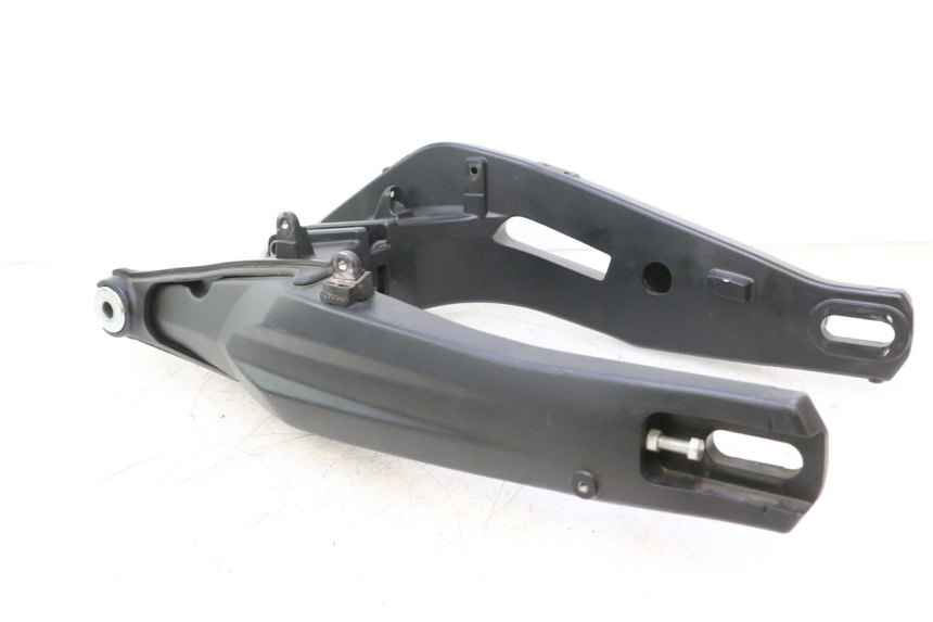 photo de BRAS OSCILLANT YAMAHA TRACER 7 700 (2020 - 2024) - Angle alternatif