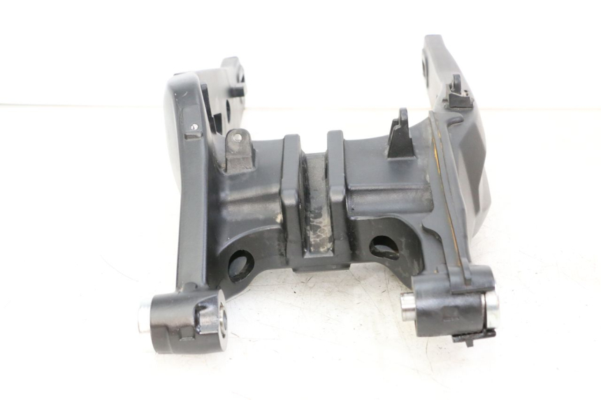 photo de BRAS OSCILLANT YAMAHA TRACER 7 700 (2020 - 2024) - Points de fixation