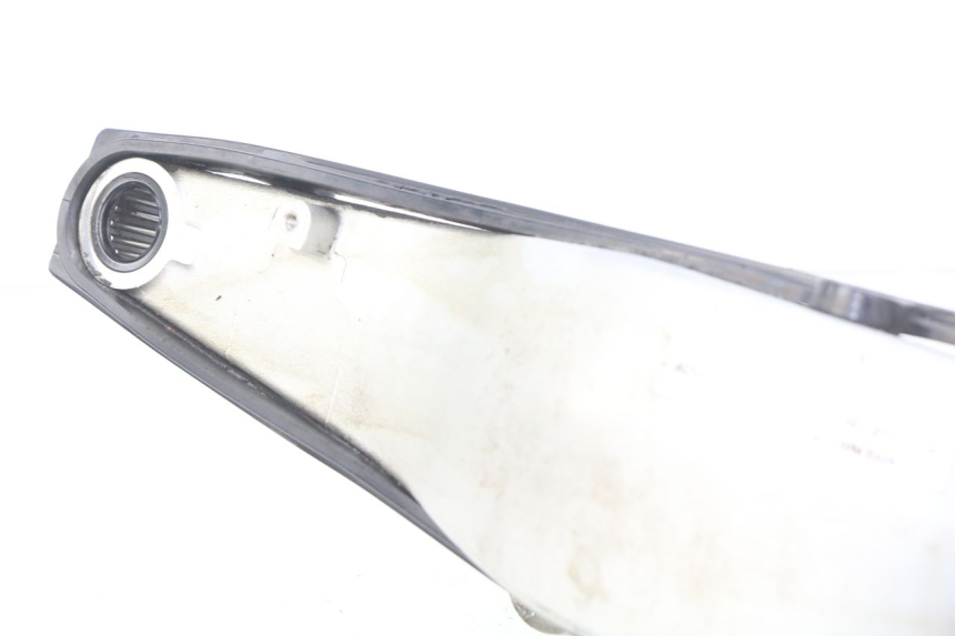 photo de BRAS OSCILLANT HONDA VFR FI RC46 800 (1998 - 2001) - Autre angle de vue