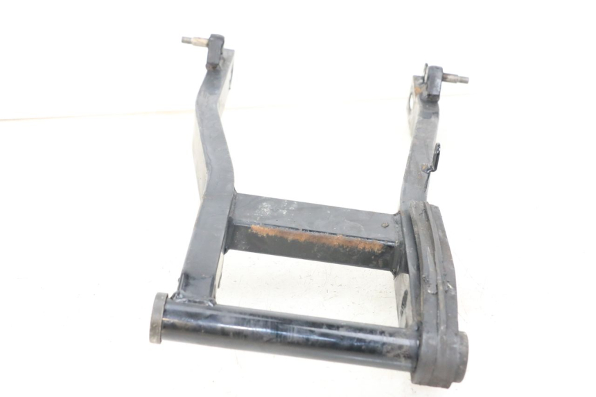 photo de BRAS OSCILLANT SUZUKI VL INTRUDER 125 (2004 - 2007) - Points de fixation