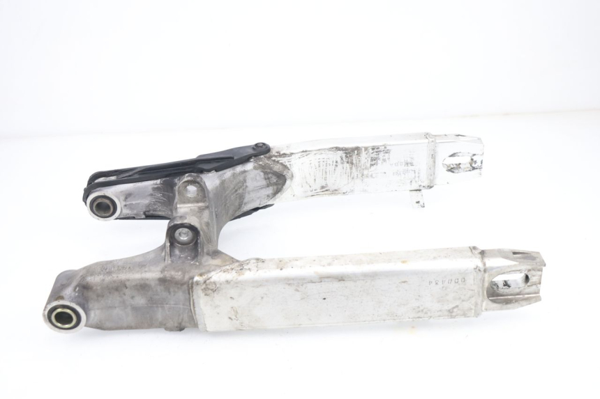 photo de BRAS OSCILLANT HONDA VTR F FIRESTORM 1000 (1997 - 2001) - État de surface