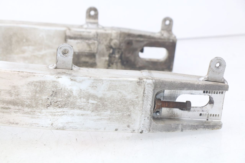 photo de BRAS OSCILLANT SUZUKI XF FREEWIND 650 (1997 - 2003) - Zoom composants