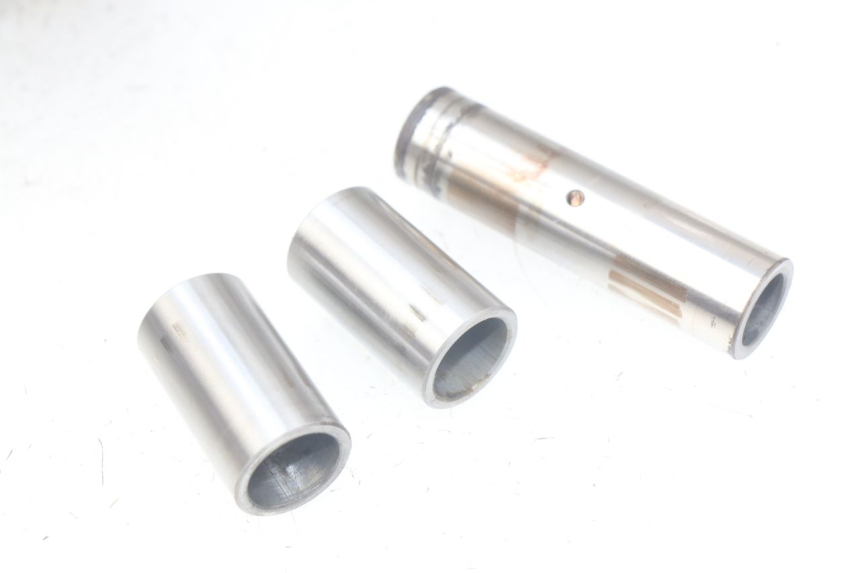 photo de BRAS OSCILLANT SUZUKI XF FREEWIND 650 (1997 - 2003) - Autre angle de vue