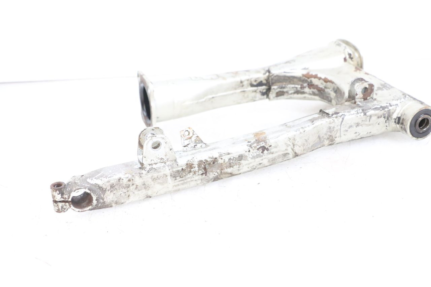 photo de BRAS OSCILLANT YAMAHA XJ F 900 (1983 - 1994) - Autre angle de vue